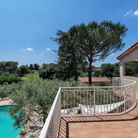 Casa de Férias Soleil, Cigales & Piscine Dans Les Hauts De