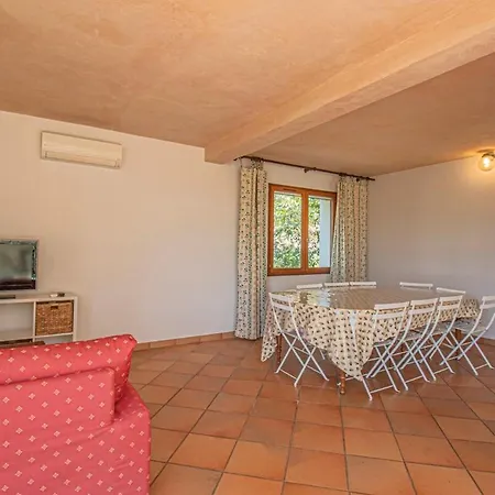 Casa de Férias Soleil, Cigales & Piscine Dans Les Hauts De